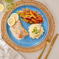 PAN-SEARED LEMON SALMON