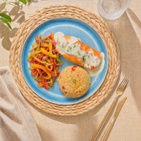 PAN-SEARED CREAMY SALMON
